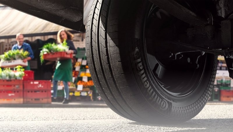 Літня гума Continental VanContact Ultra